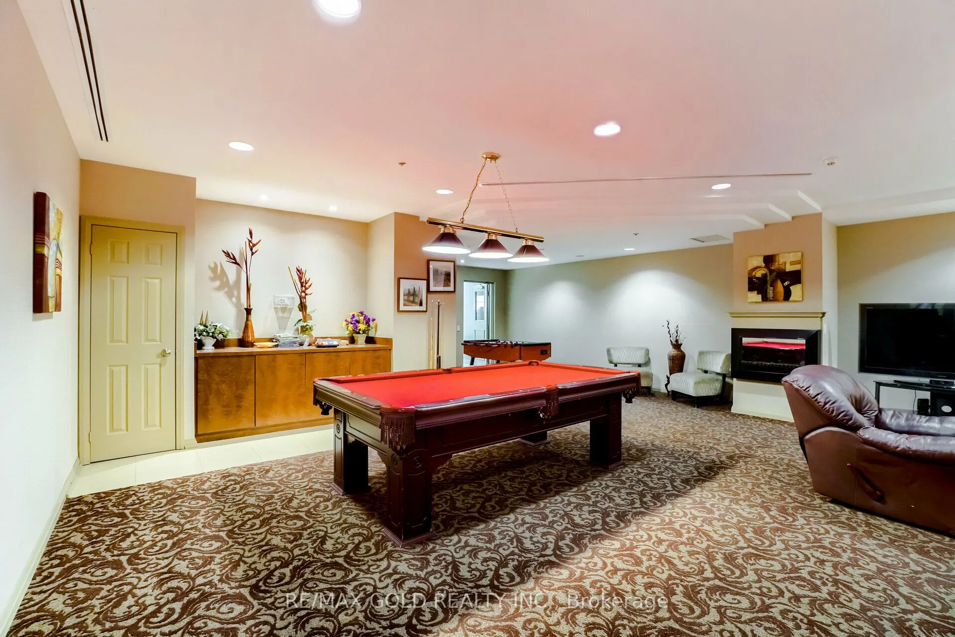 220 Forum Drive, #102
