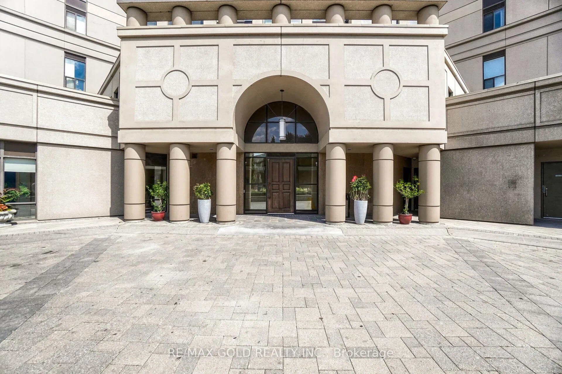 220 Forum Drive, #102