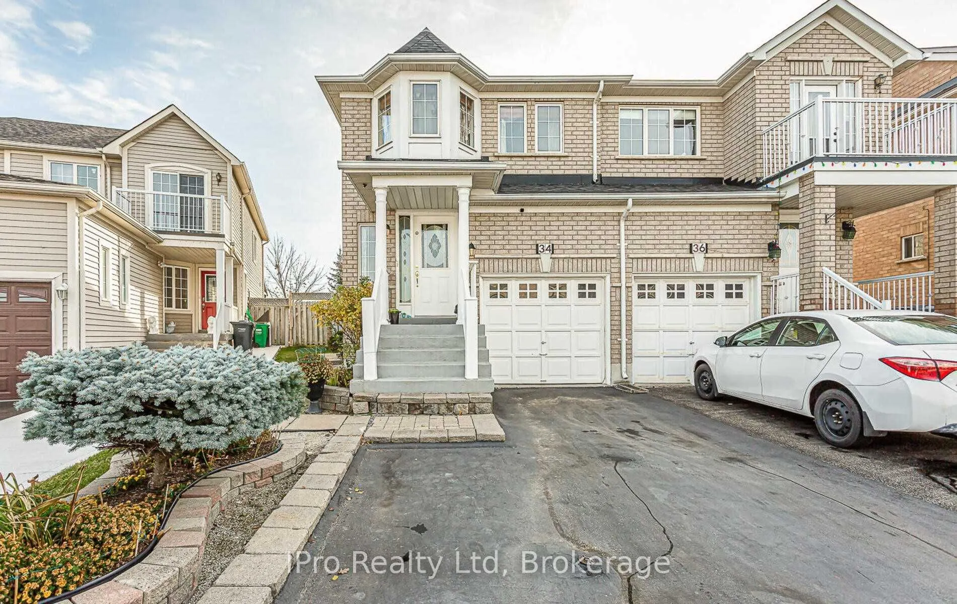 34 Weather Vane Lane