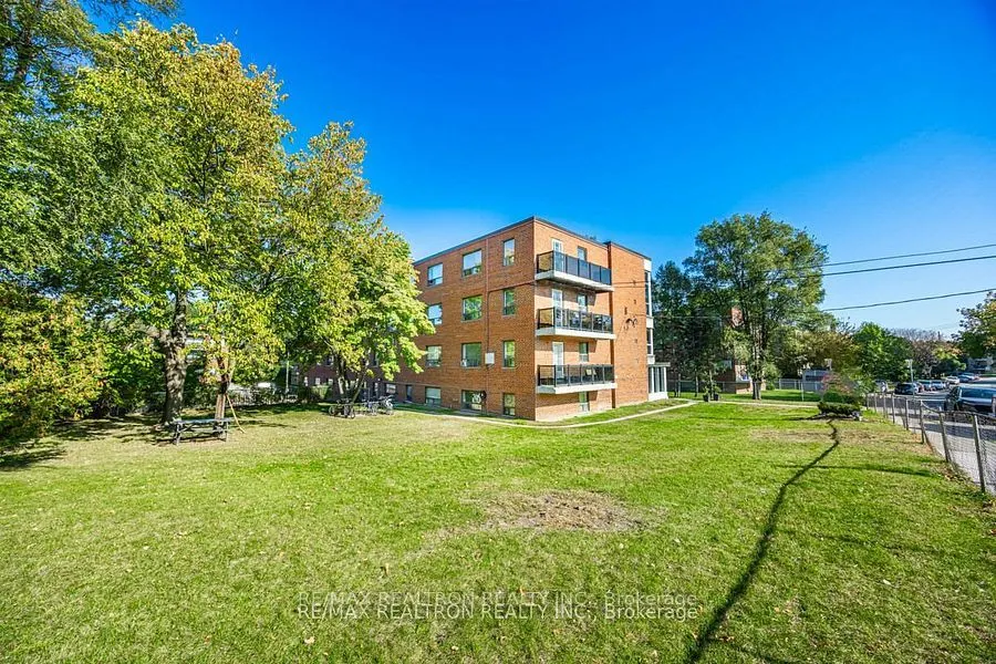 4 Hill Heights Road, #101