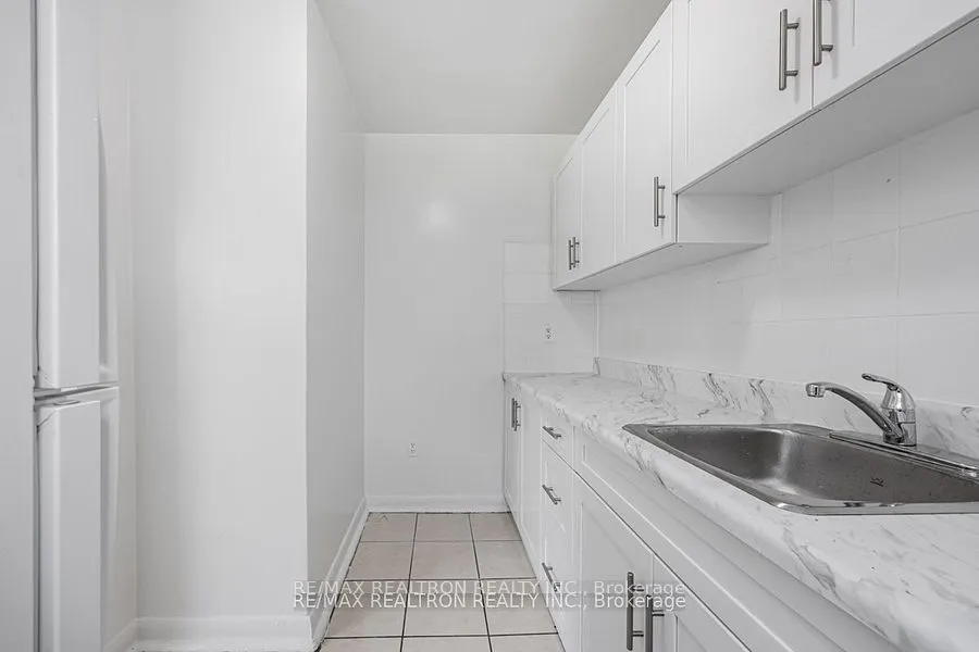 4 Hill Heights Road, #101