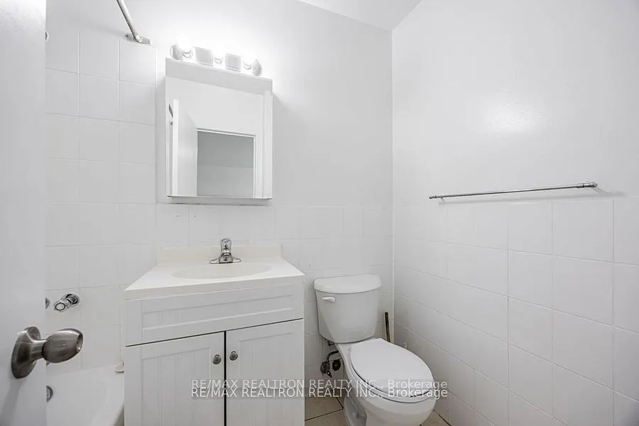4 Hill Heights Road, #101