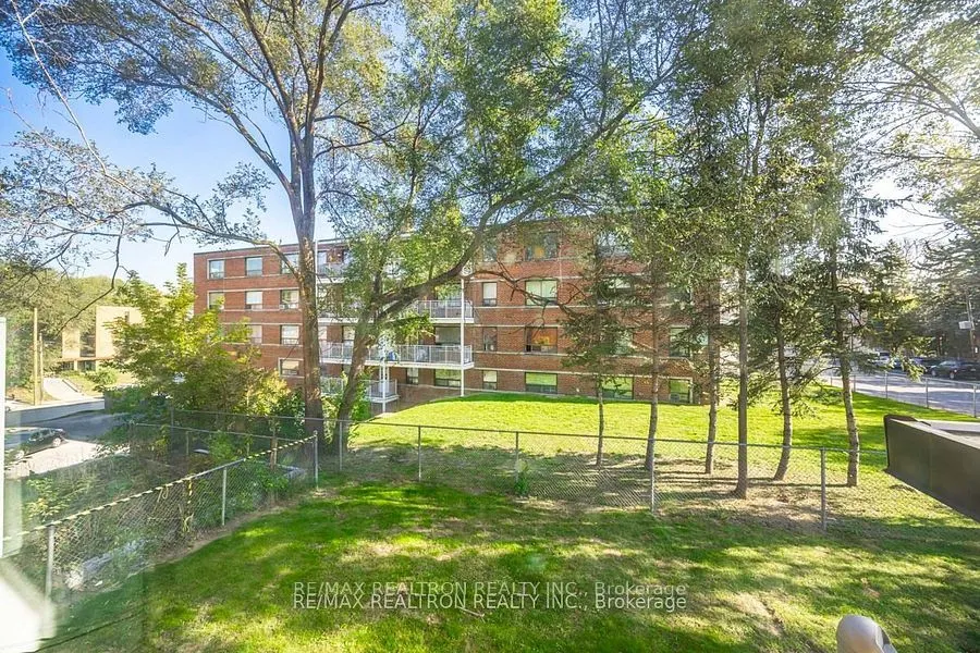 4 Hill Heights Road, #101