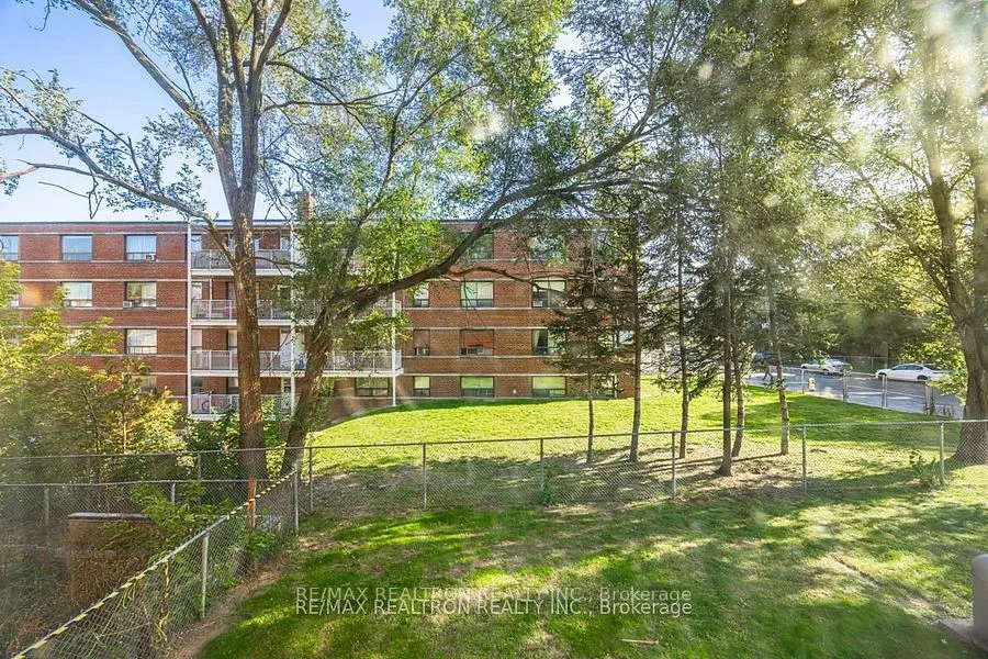 4 Hill Heights Road, #101