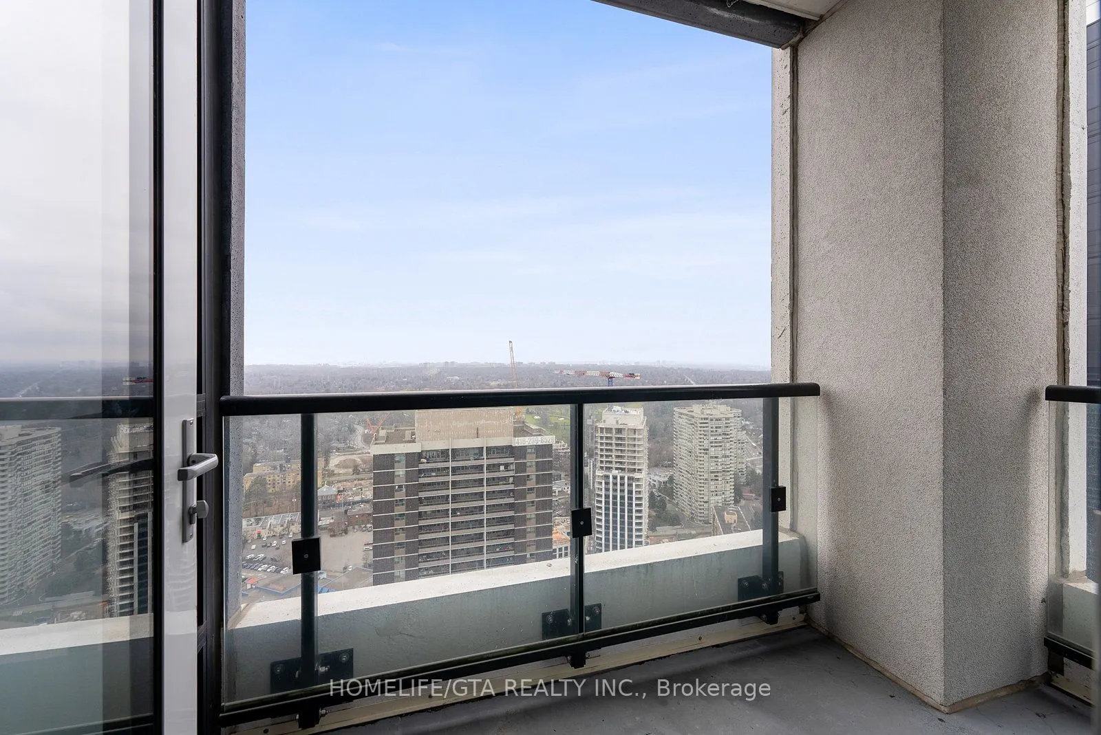 7 Mabelle Avenue, #4004