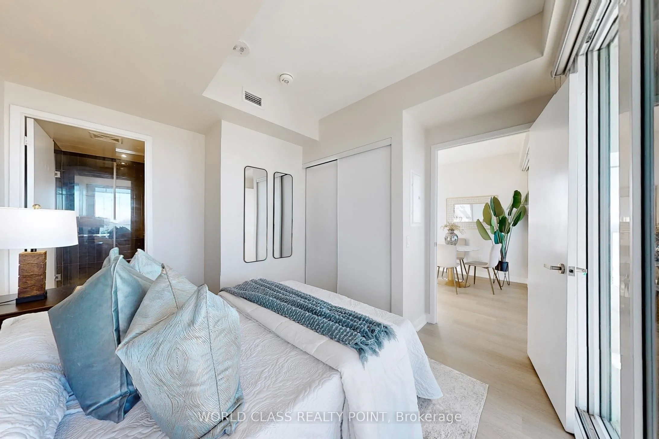3883 Quartz Road N, #4210