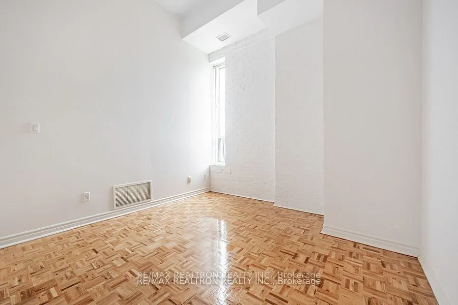 1401 Dupont Street, #125