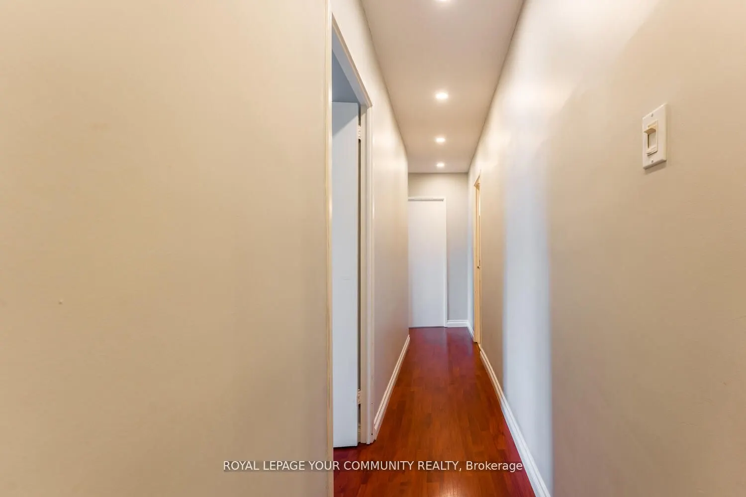 15 Elizabeth Street N #704