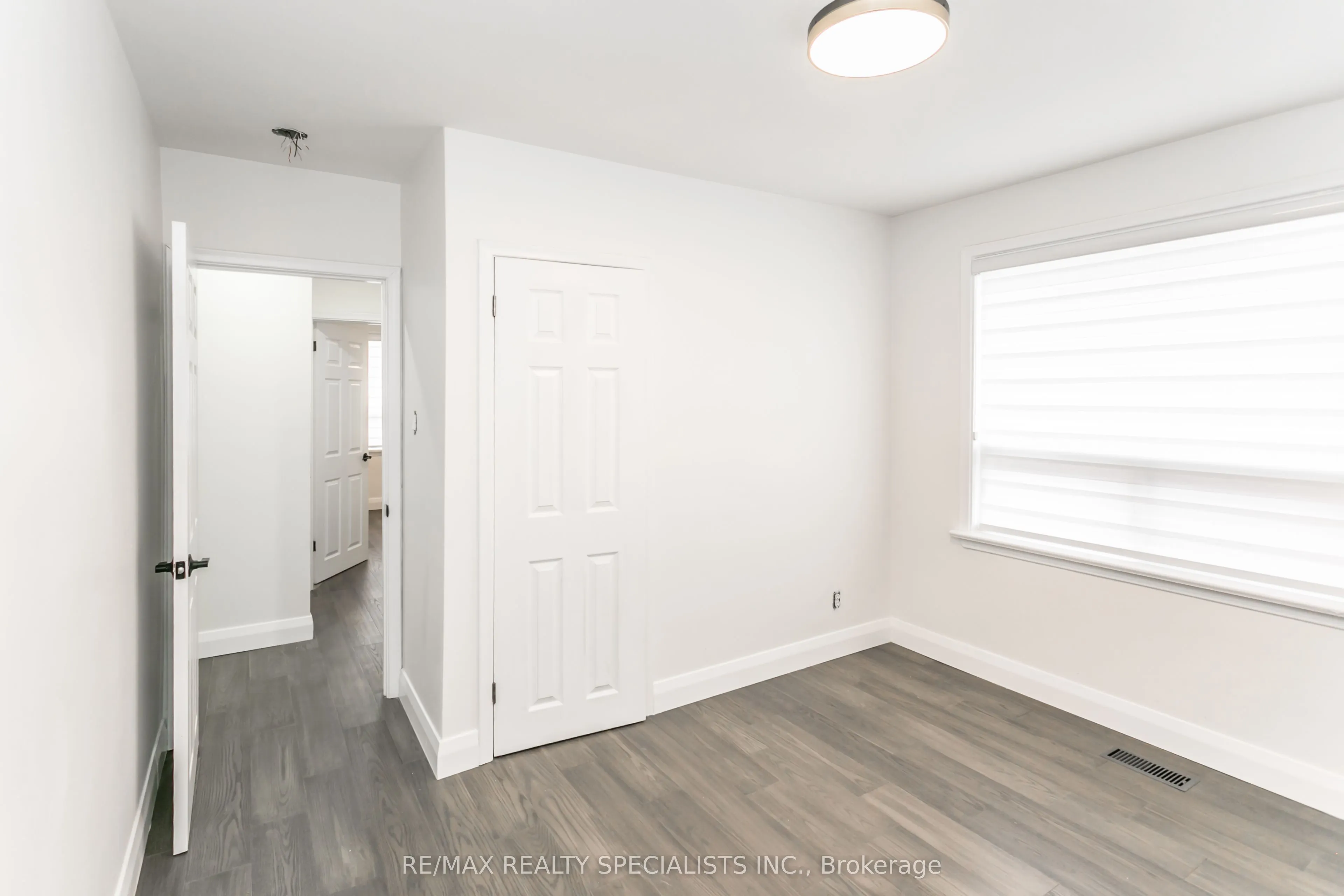 8 Giltspur Drive