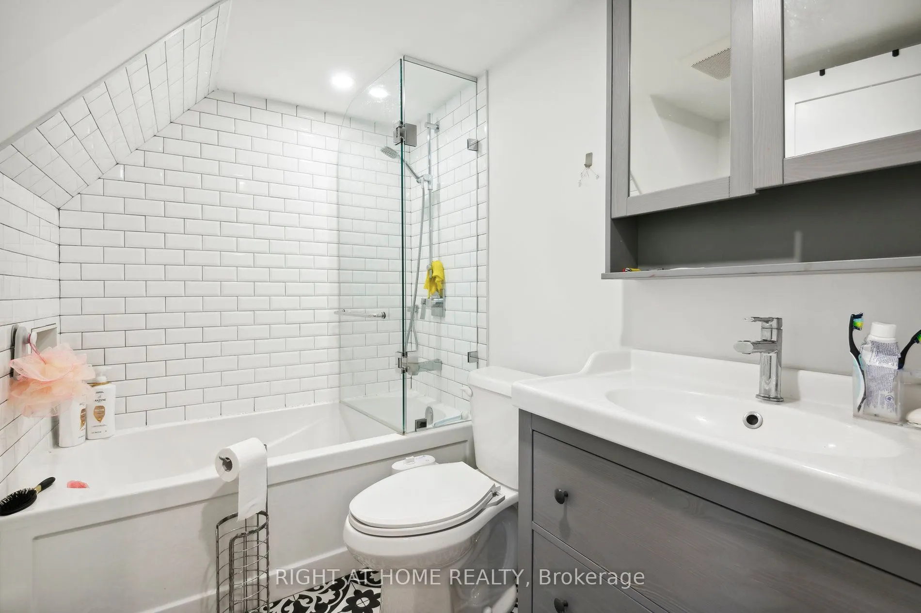 74 Westhead Road