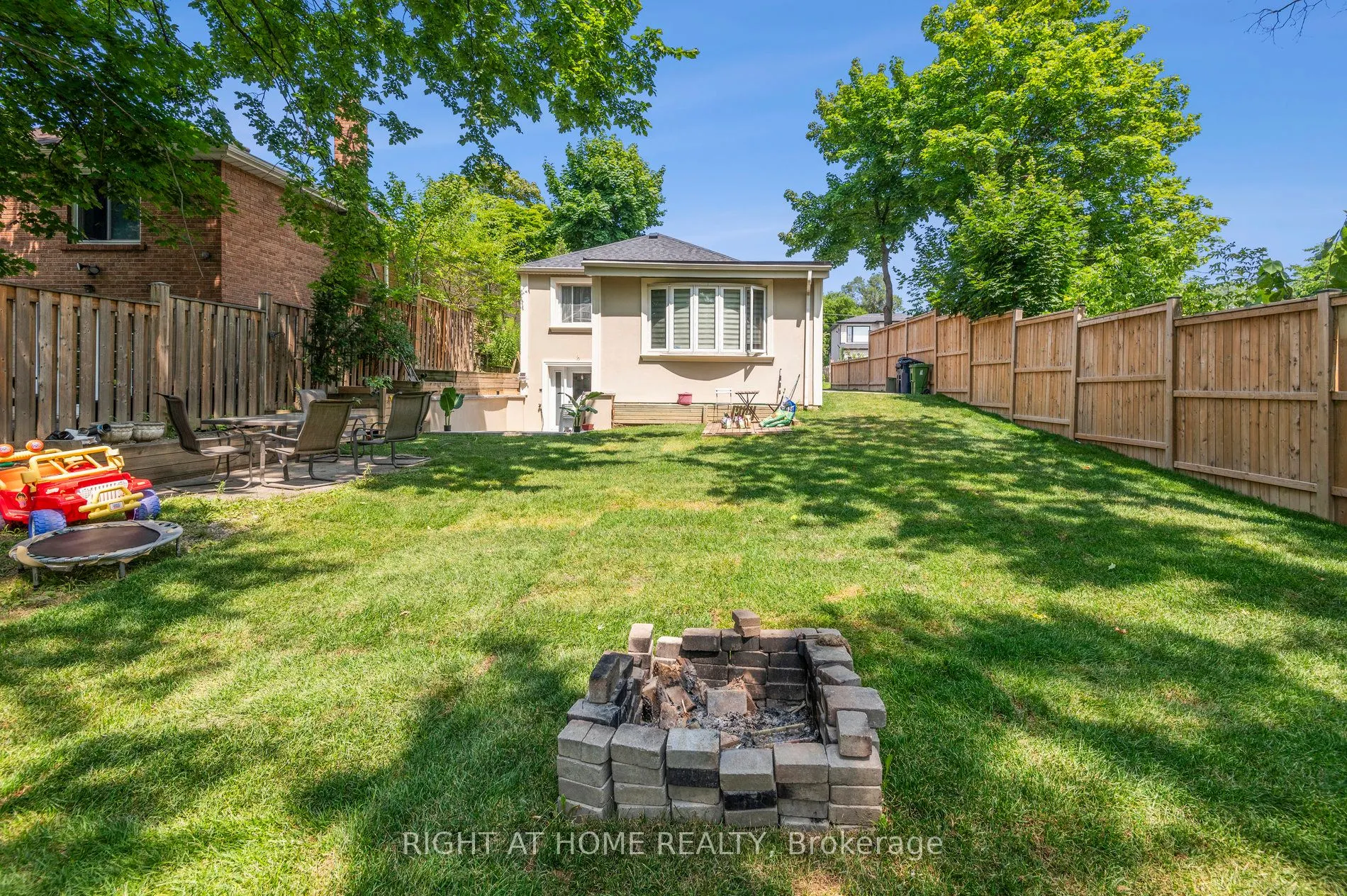 74 Westhead Road