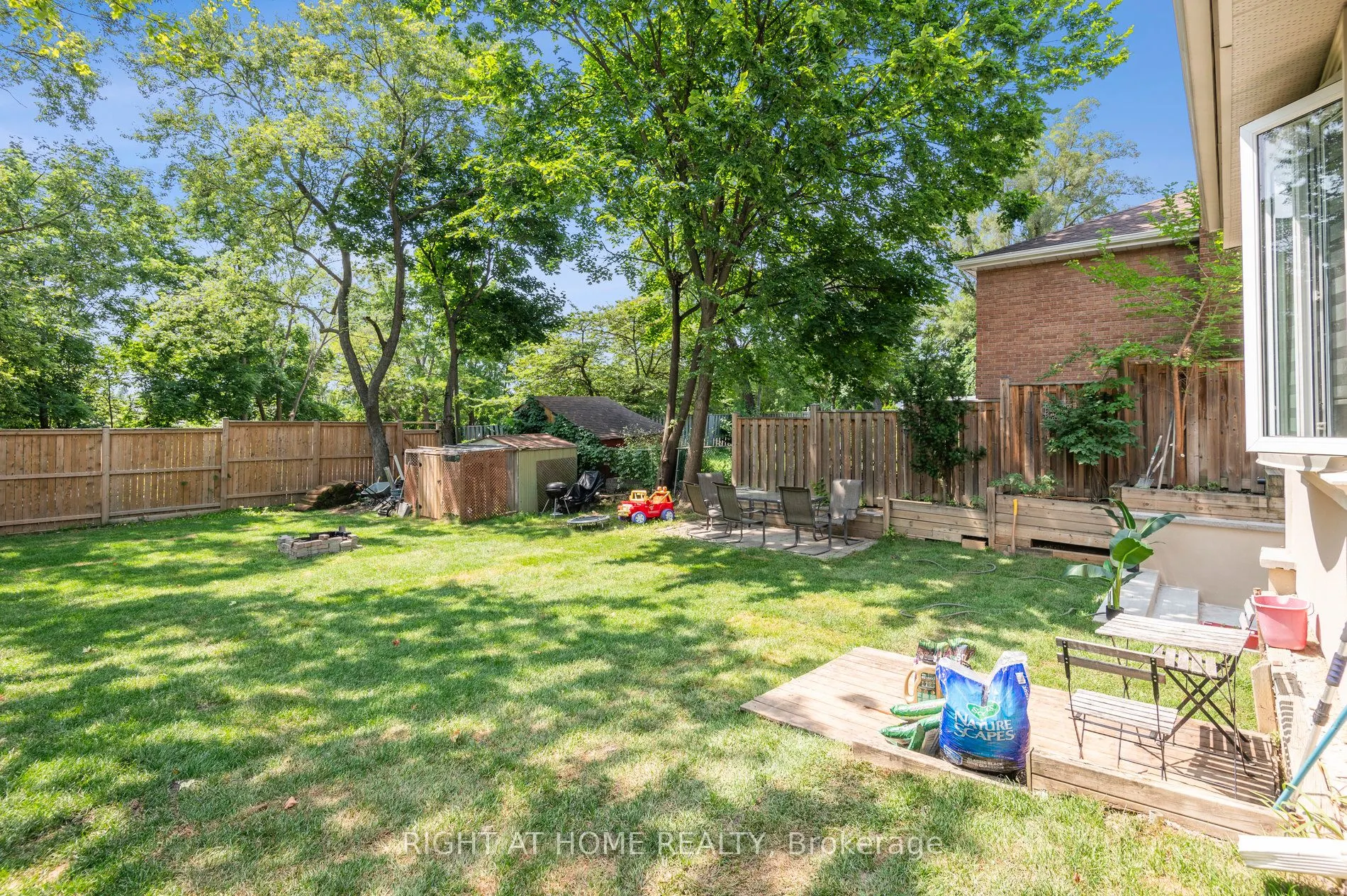 74 Westhead Road