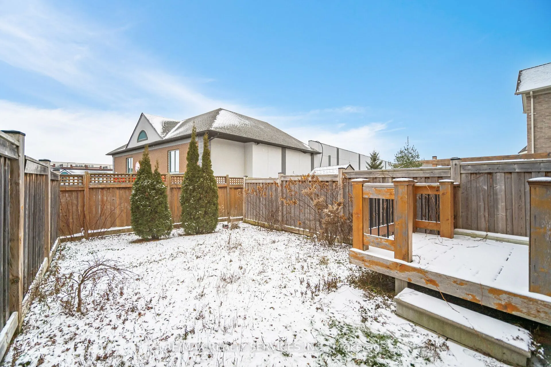 27 Mcpherson Road