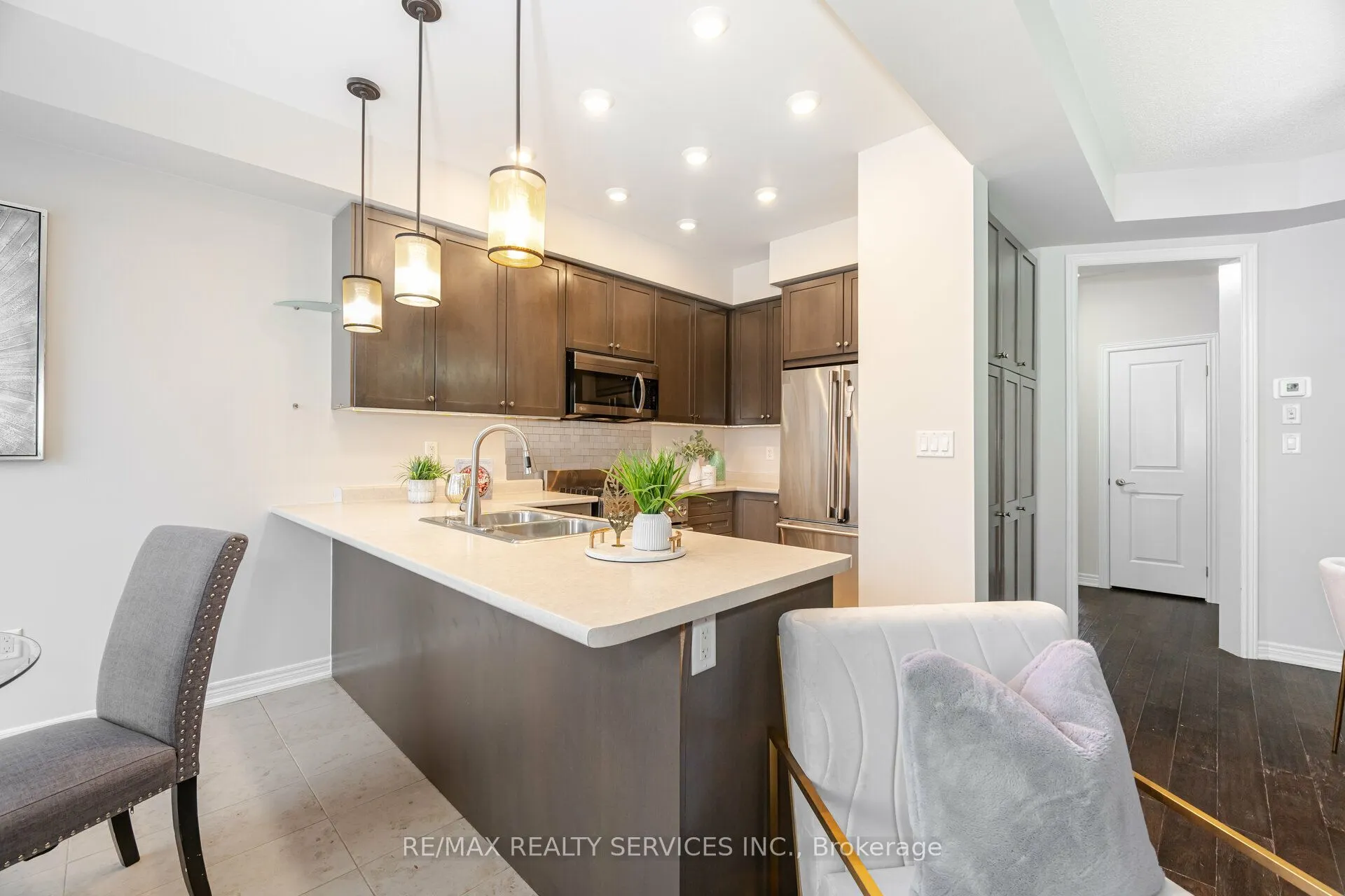 27 Mcpherson Road