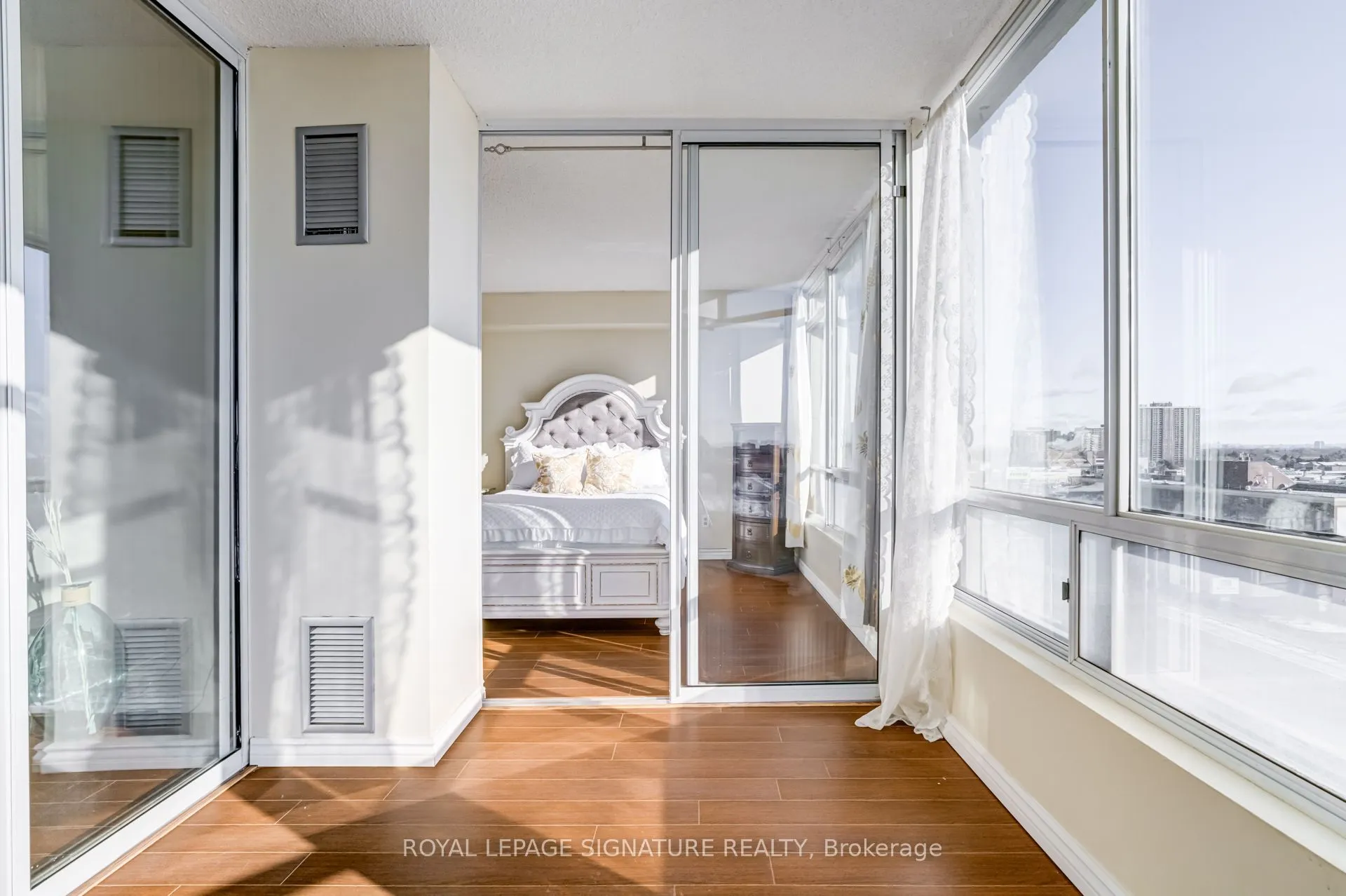 26 Hanover Road, #904
