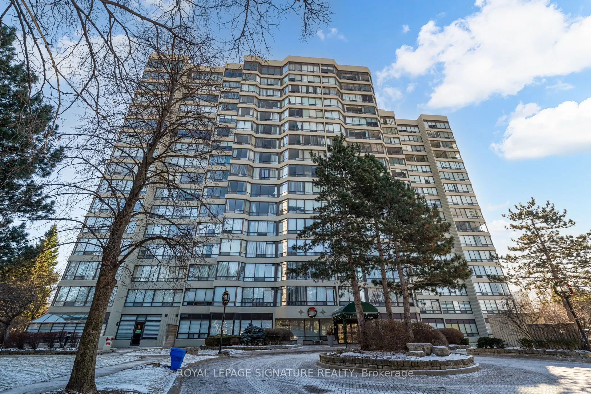 26 Hanover Road, #904
