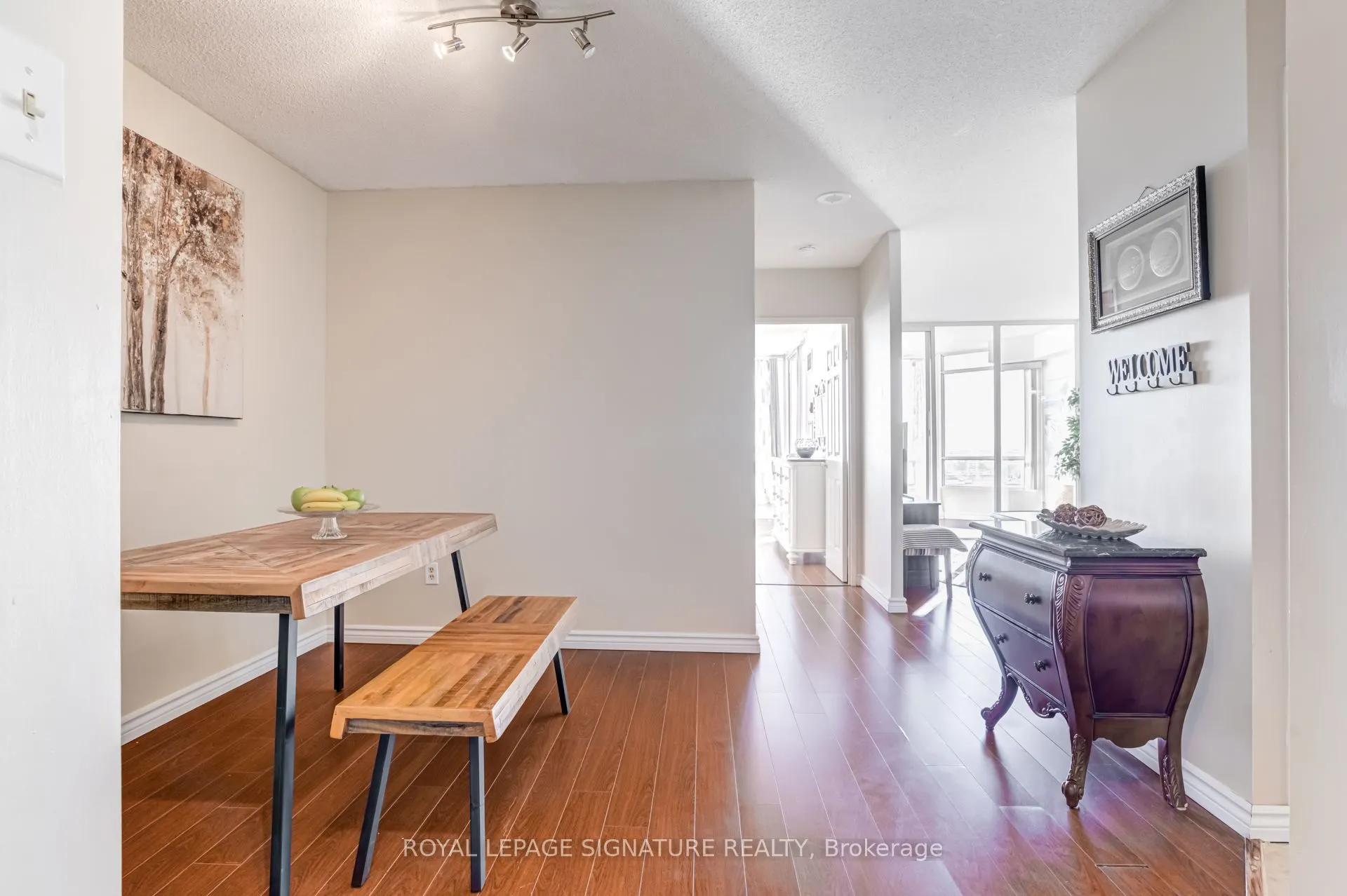 26 Hanover Road, #904
