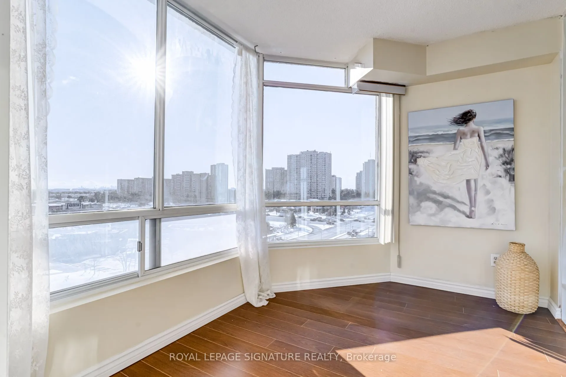 26 Hanover Road, #904