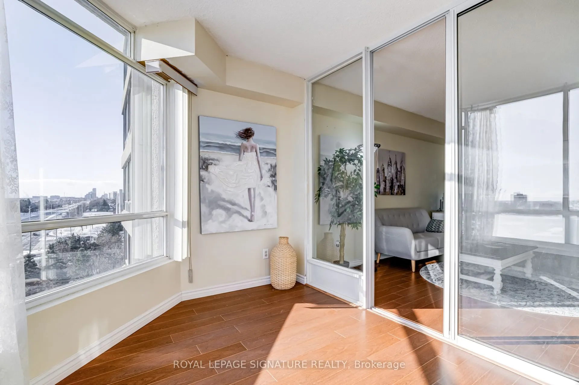 26 Hanover Road, #904