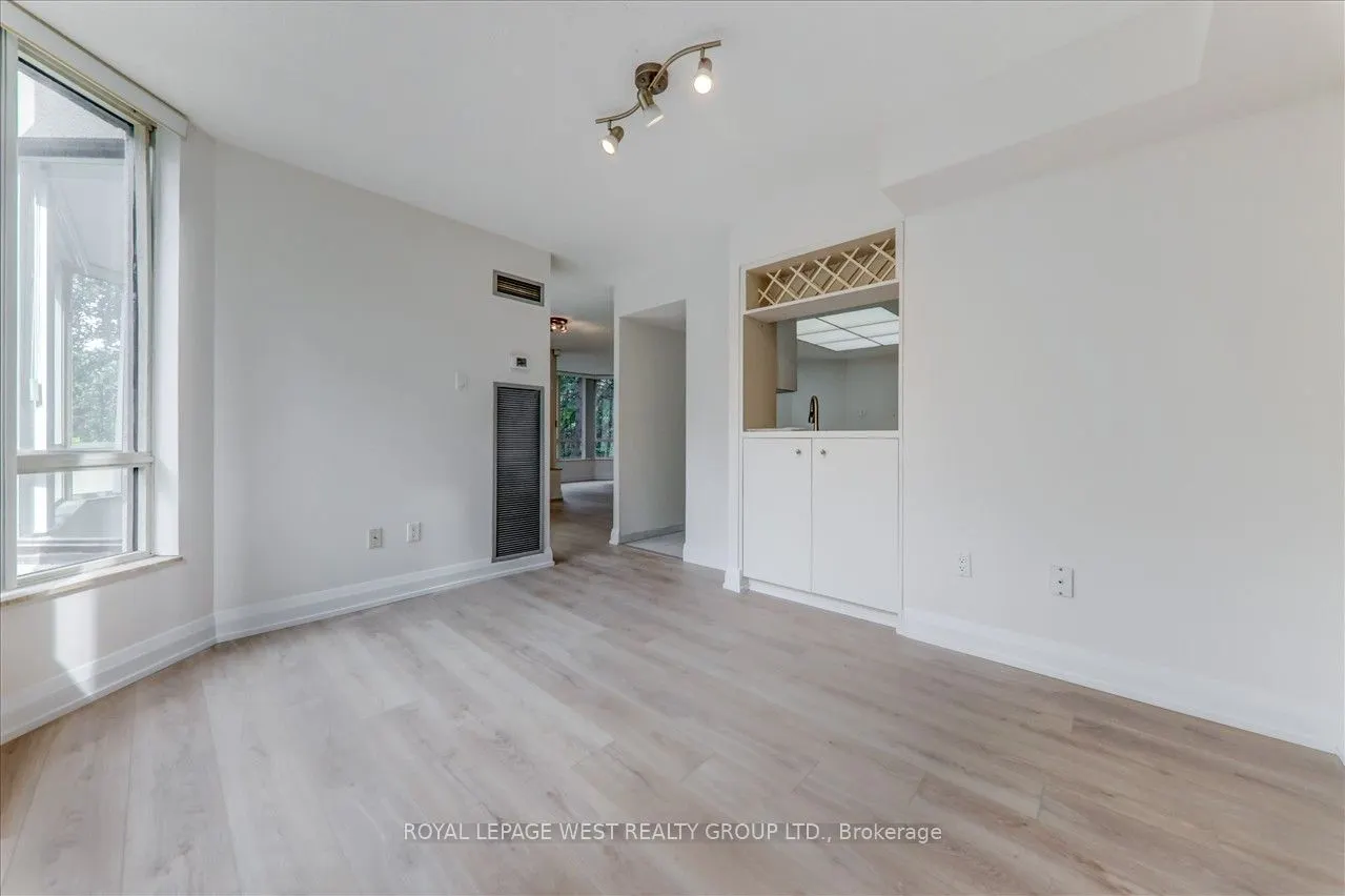 1320 Islington Avenue, #201