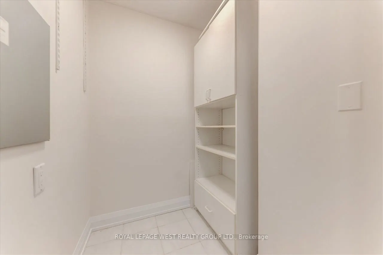 1320 Islington Avenue, #201