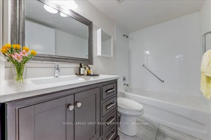 1320 Islington Avenue, #201