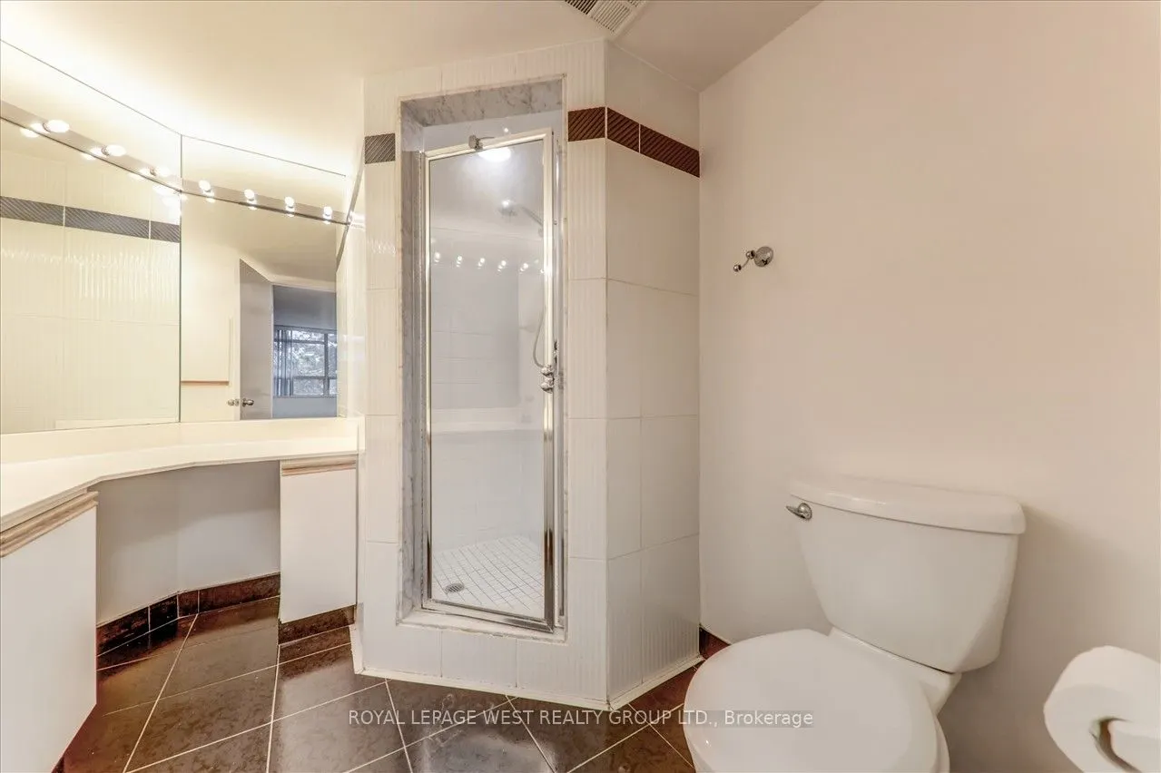 1320 Islington Avenue, #201