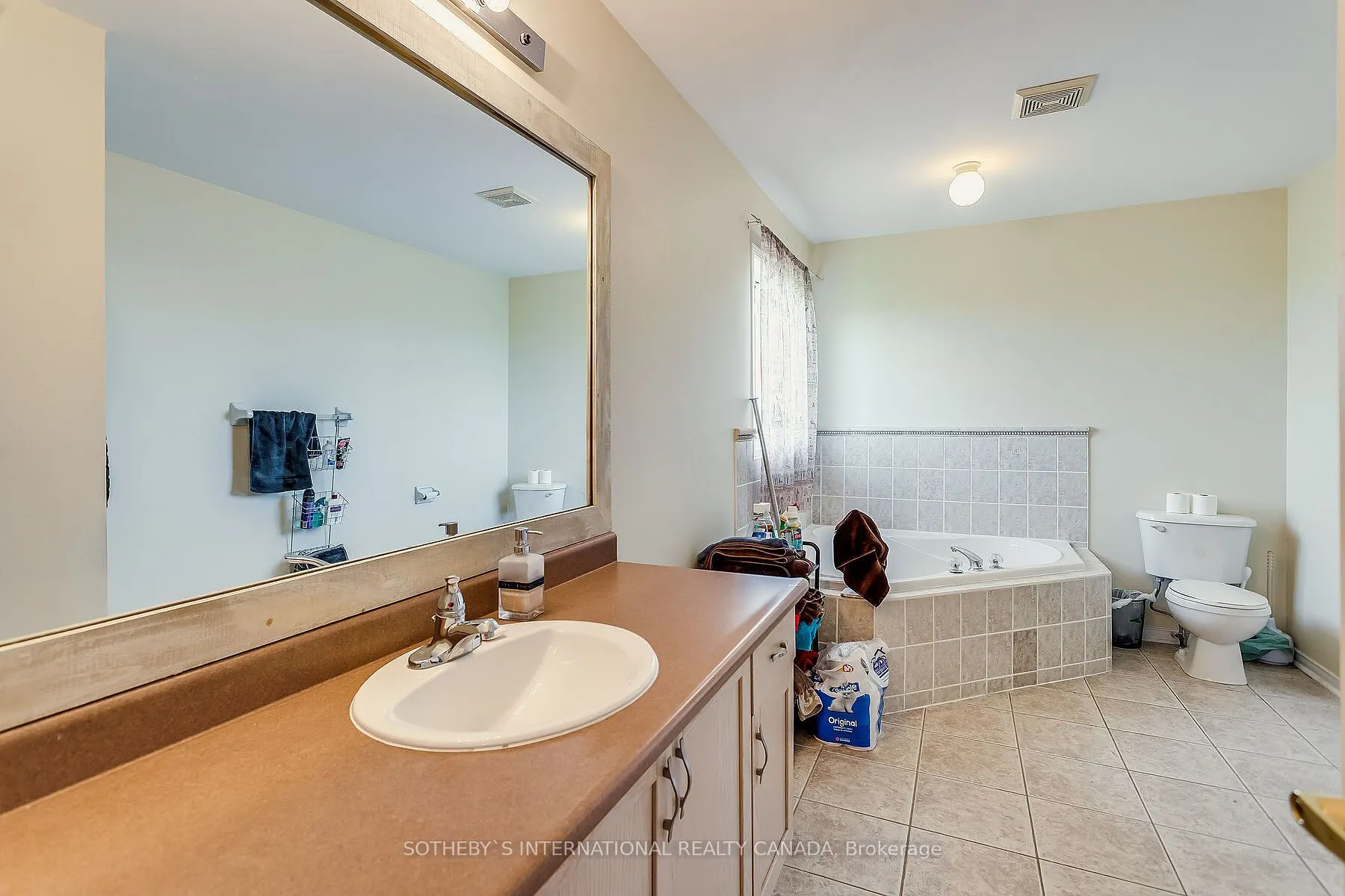 3459 Jorie Crescent