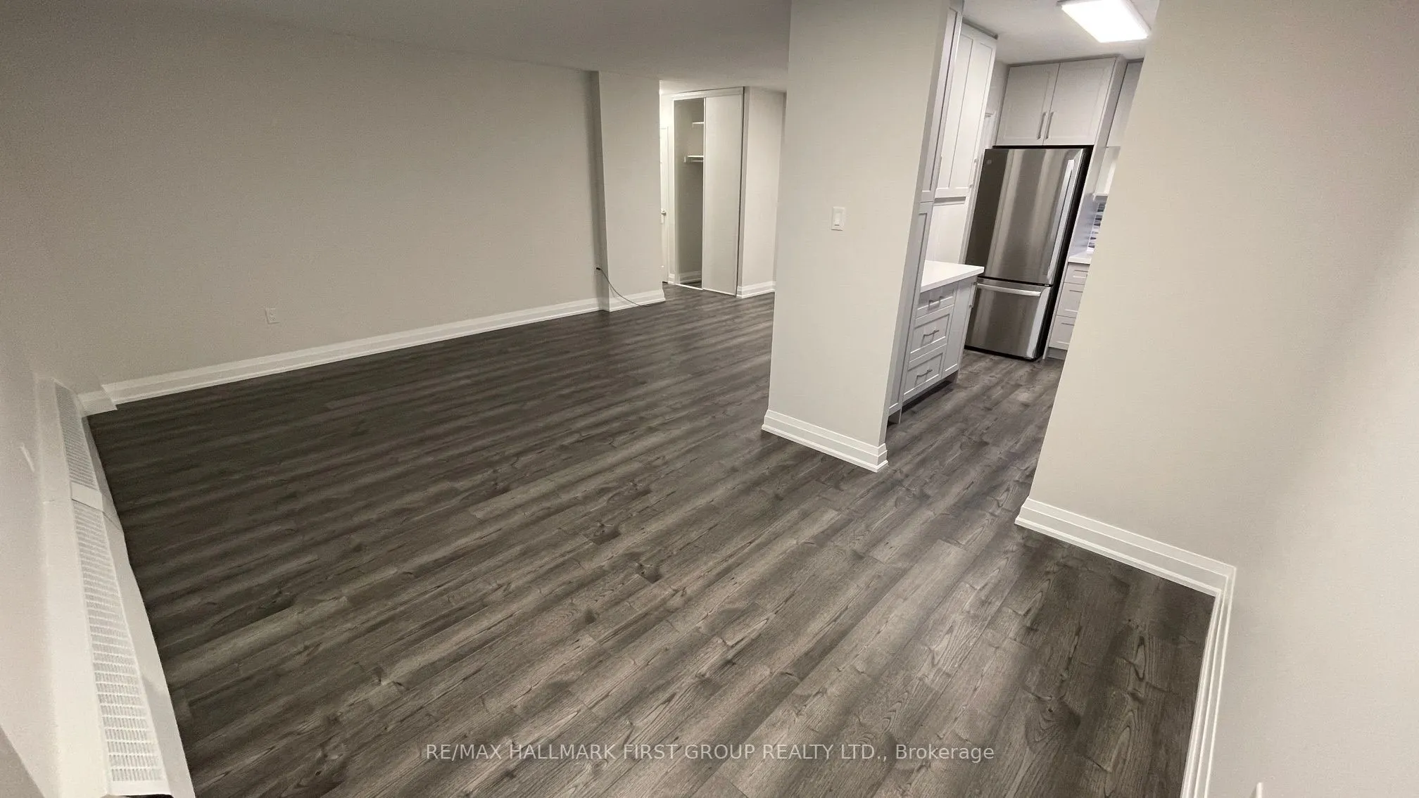 541 Blackthorn Avenue, #1109