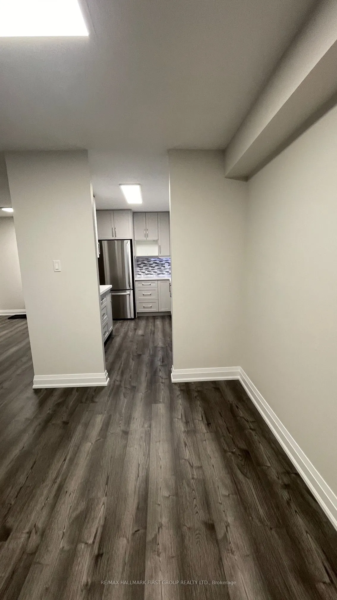541 Blackthorn Avenue, #1109