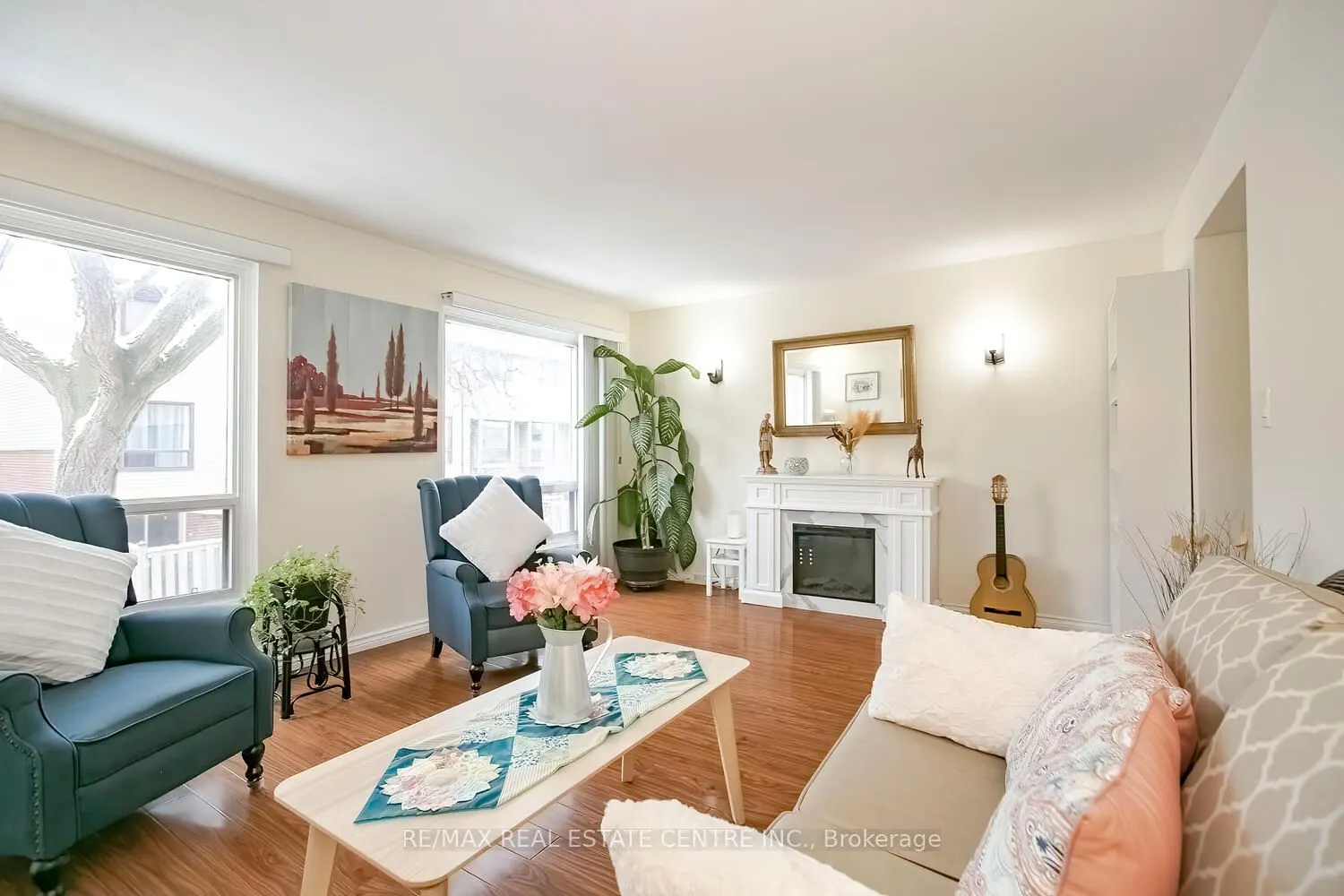 52 Carleton Place, #52