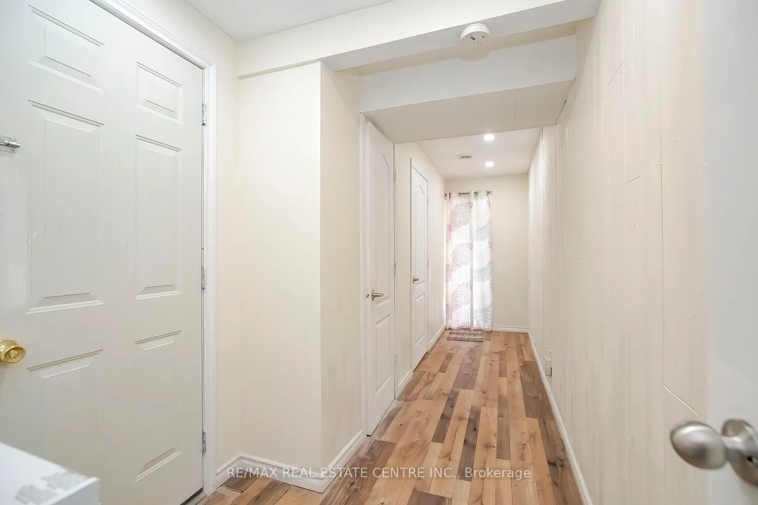 52 Carleton Place, #52