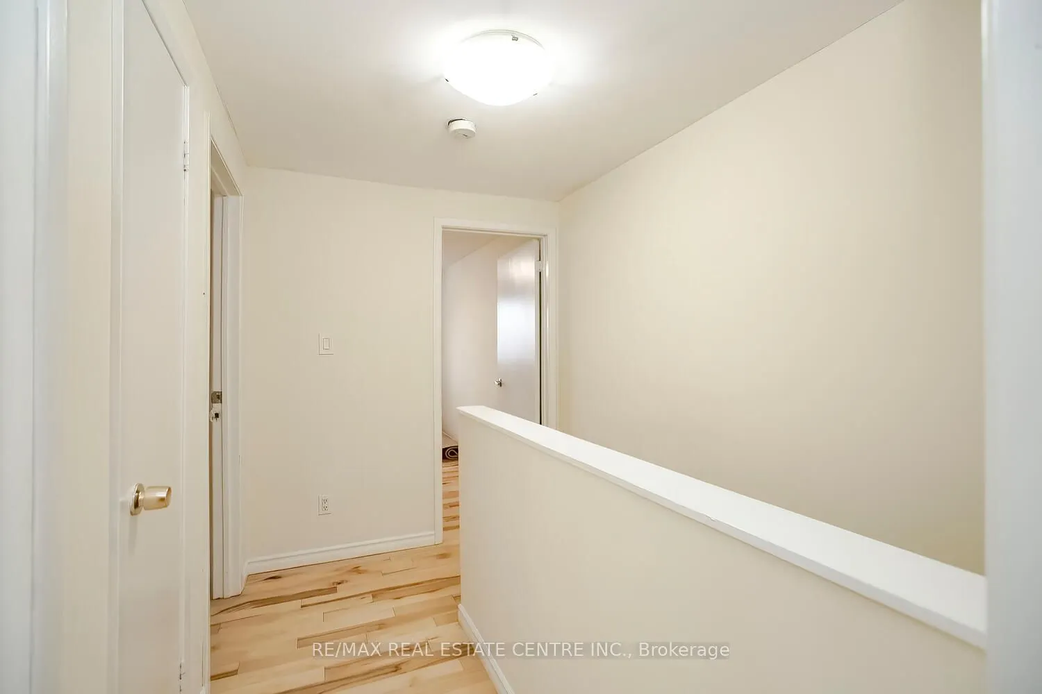 52 Carleton Place, #52