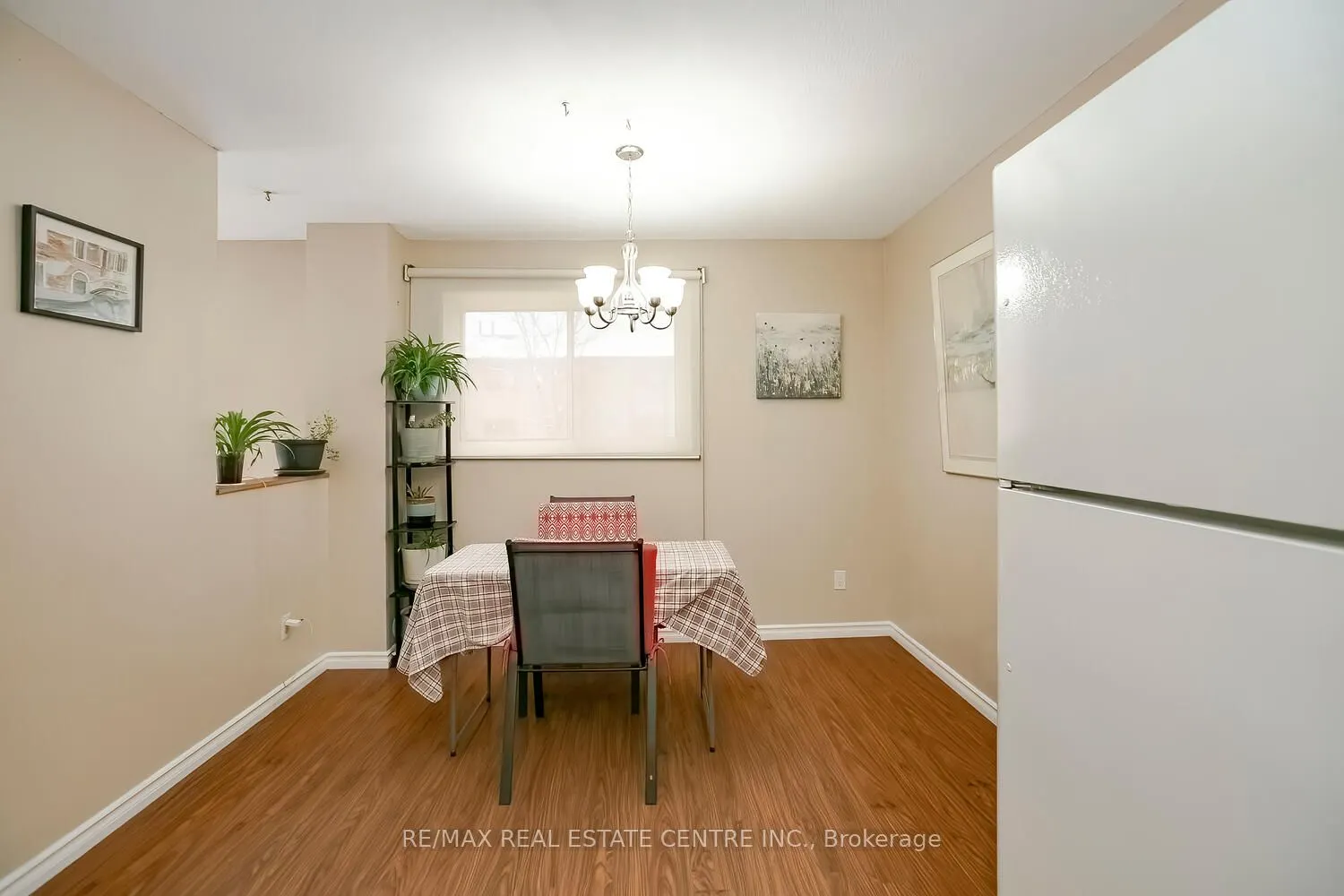 52 Carleton Place, #52