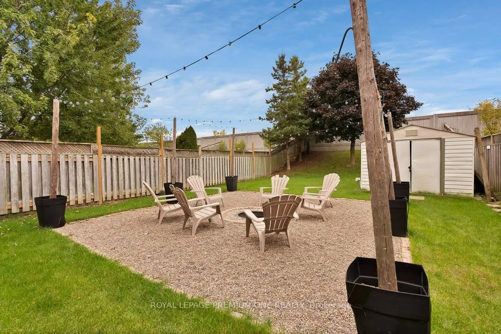 62 Twin Willow Crescent