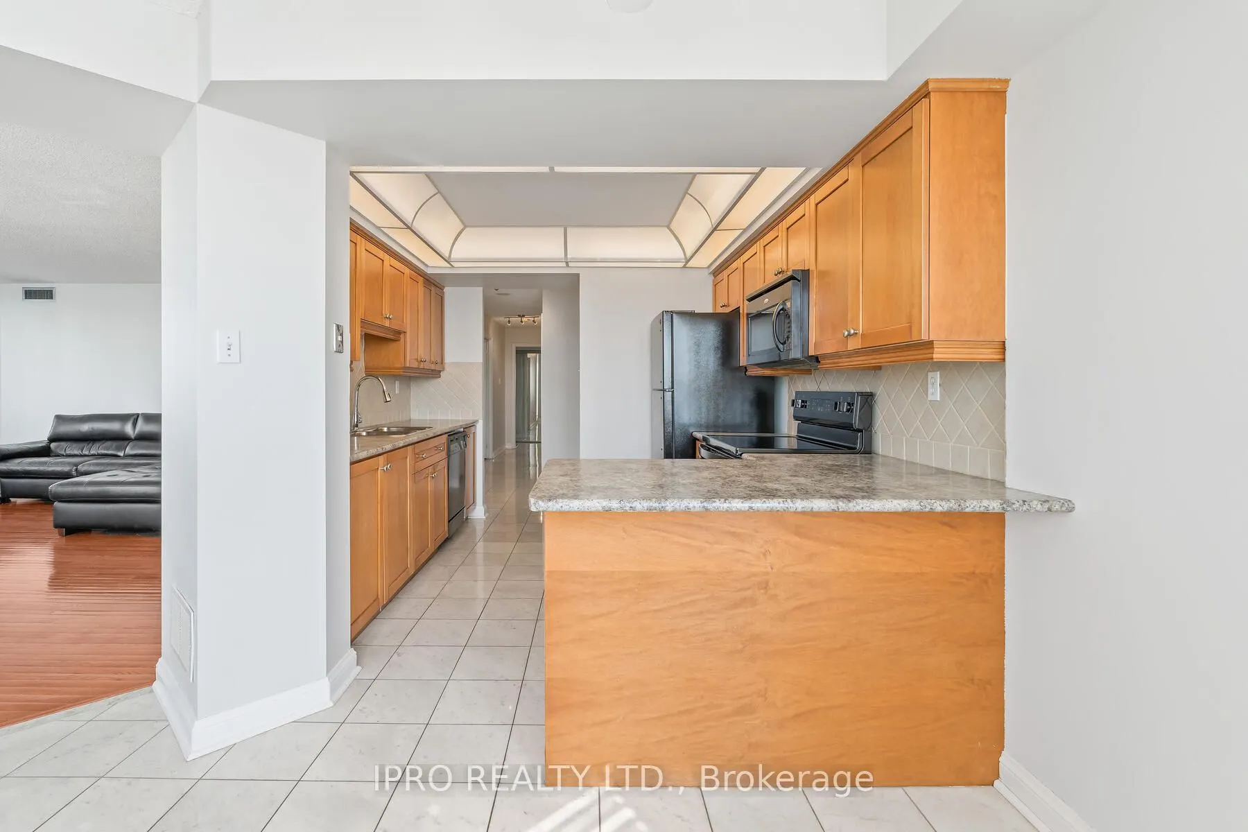 22 Hanover Road, #909