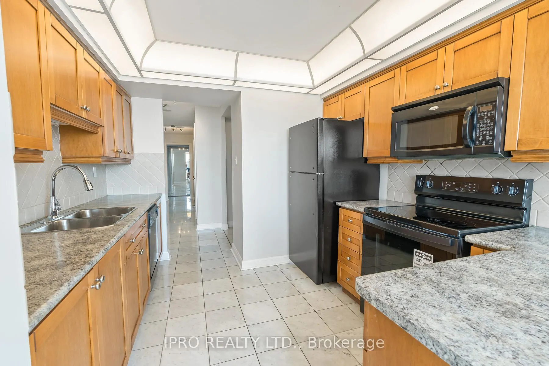22 Hanover Road, #909