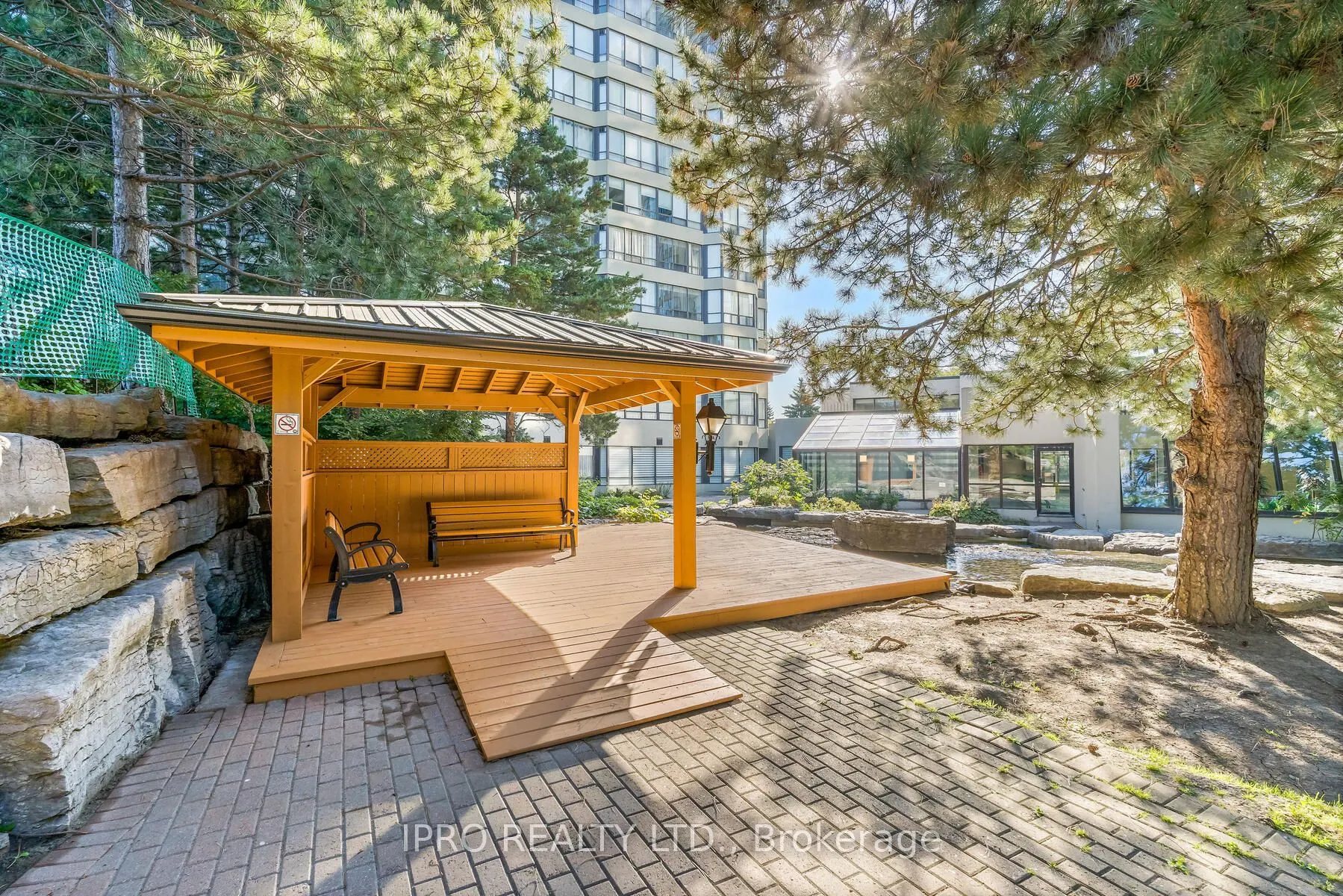22 Hanover Road, #909