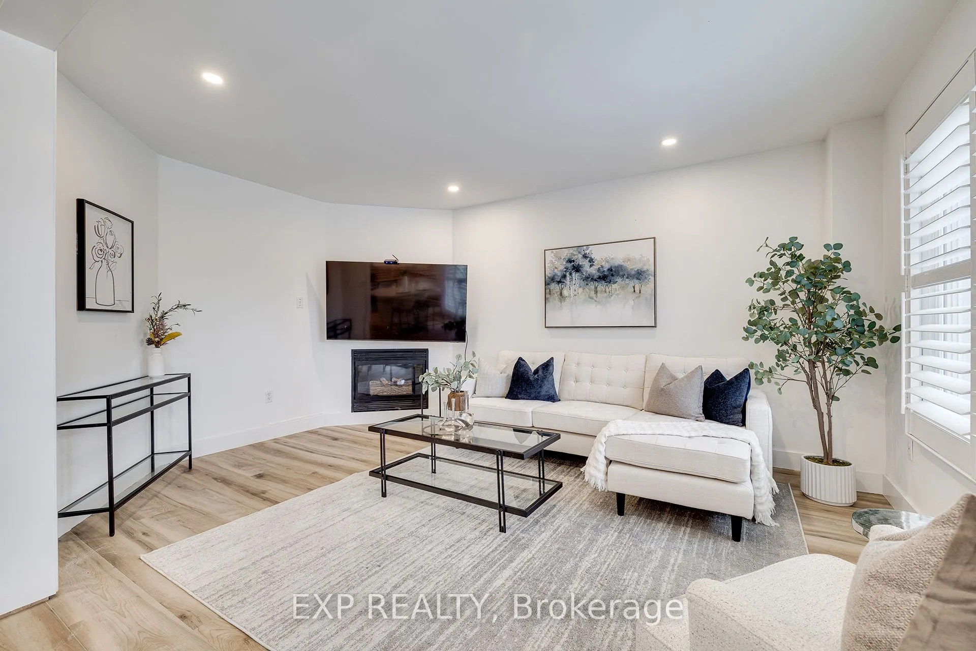 6571 Alderwood Trail