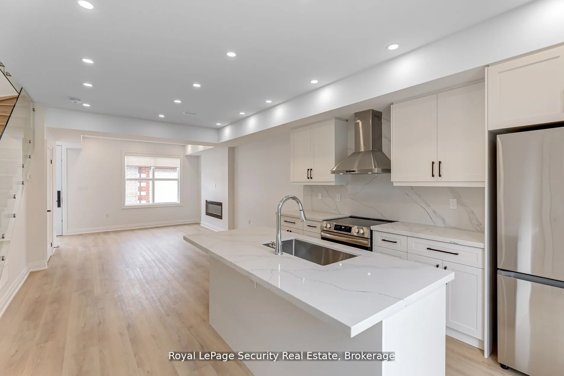 706 Gladstone Avenue, #Lane