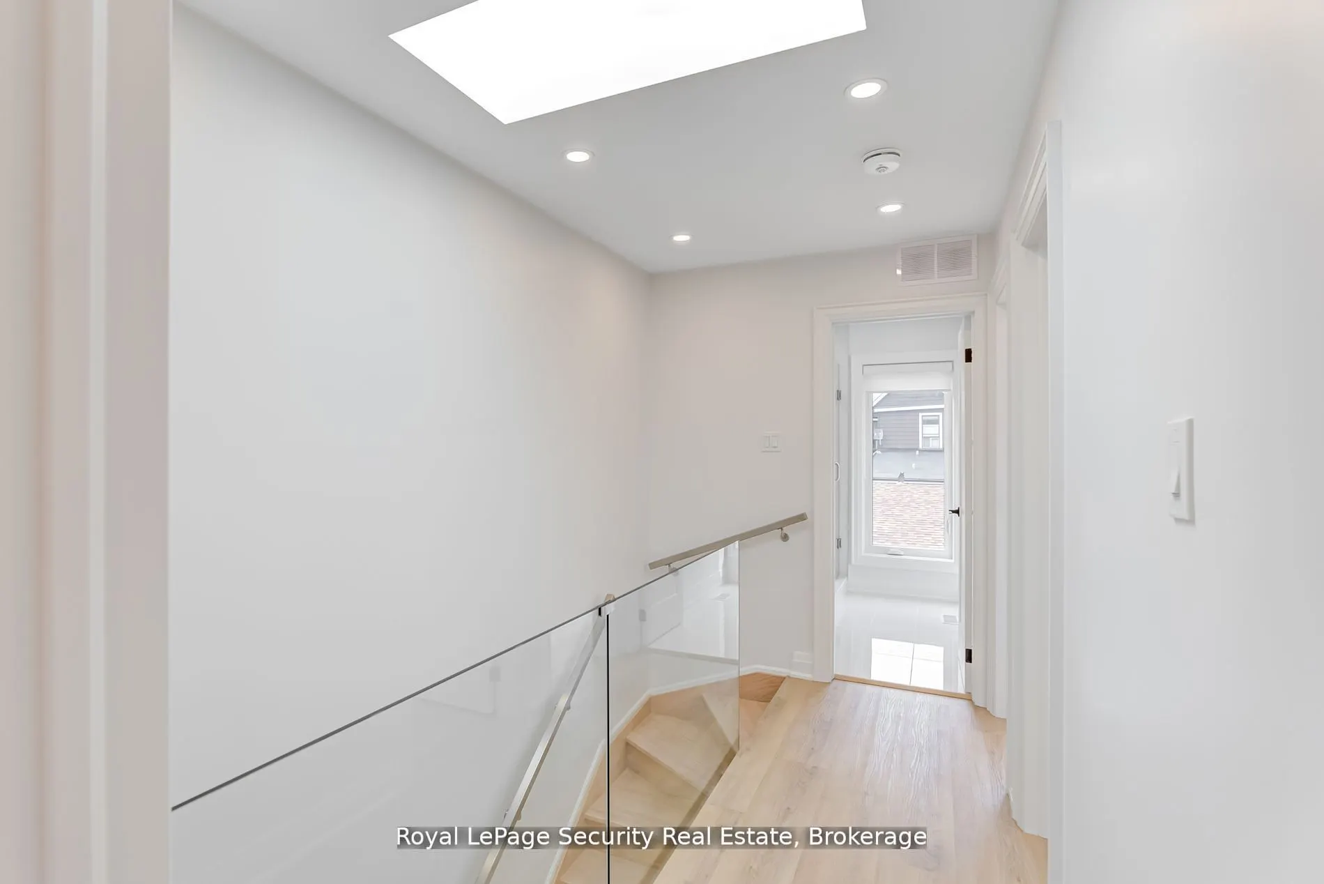 706 Gladstone Avenue, #Lane