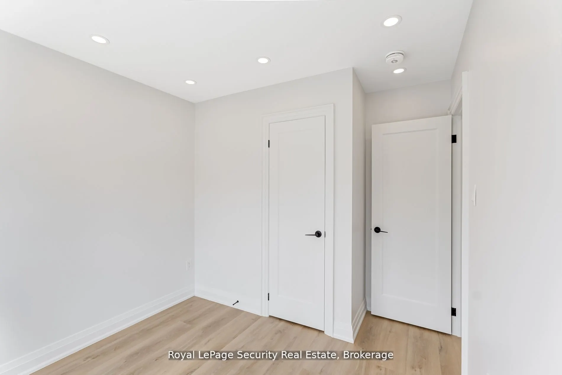 706 Gladstone Avenue, #Lane