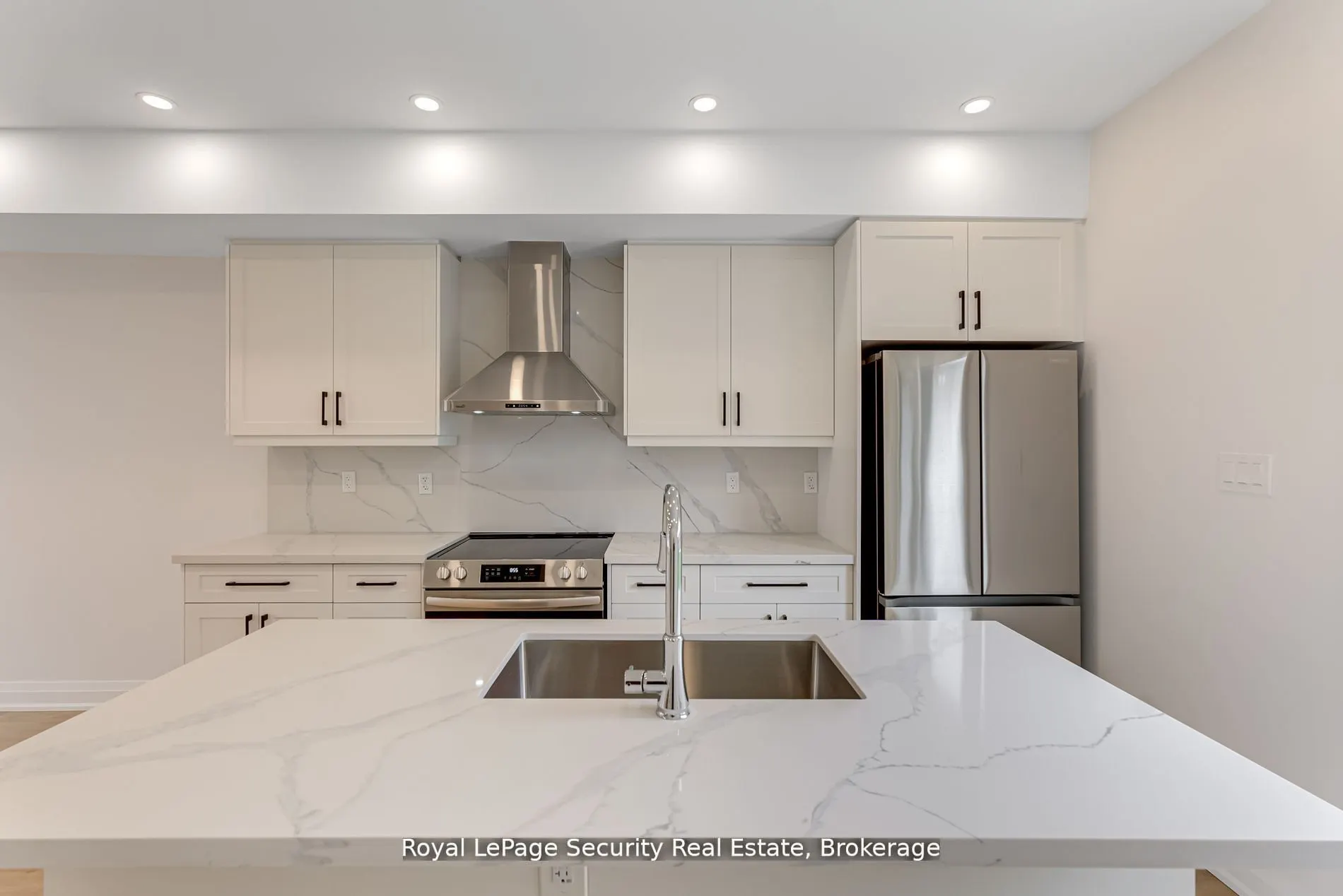 706 Gladstone Avenue, #Lane