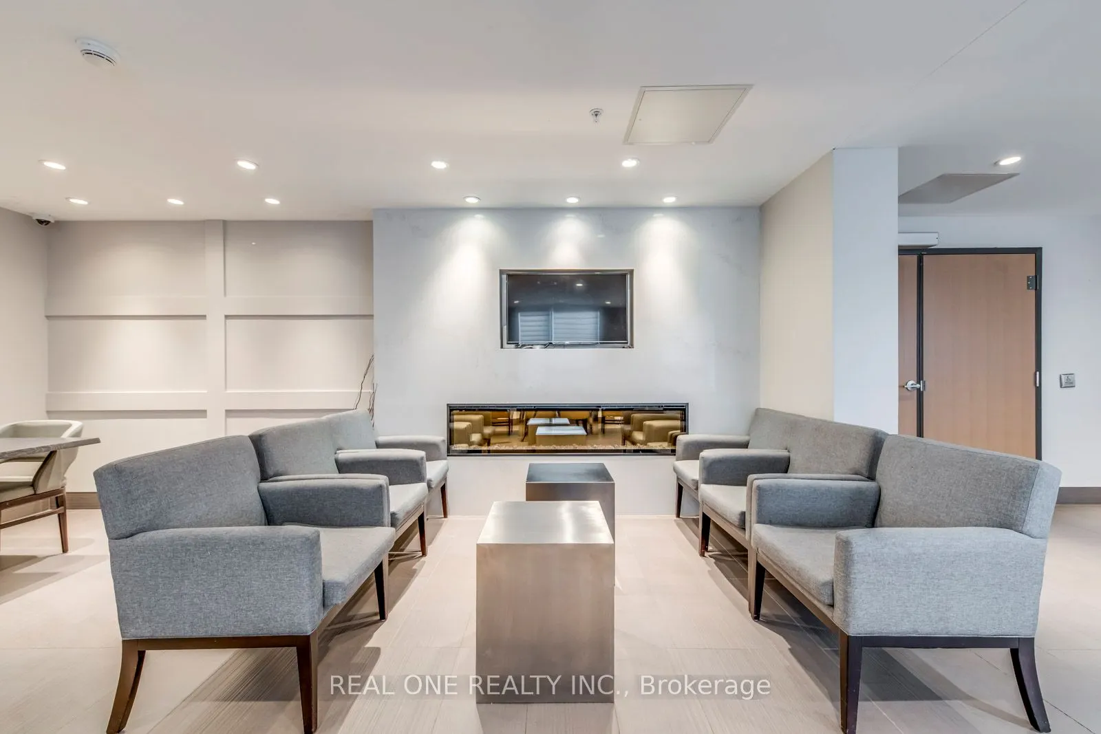 1105 Leger Way, #223