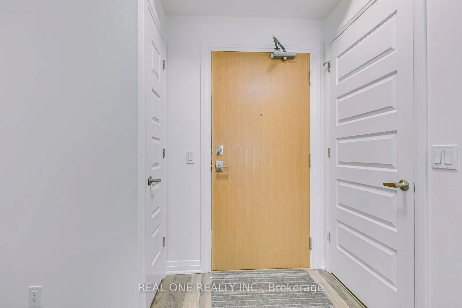 1105 Leger Way, #223