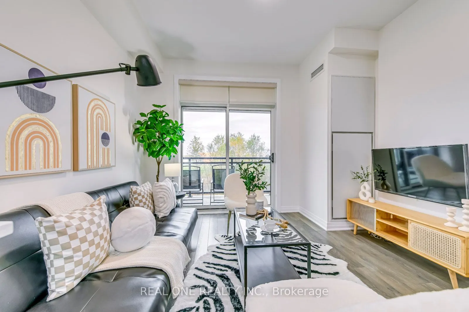 1105 Leger Way, #223