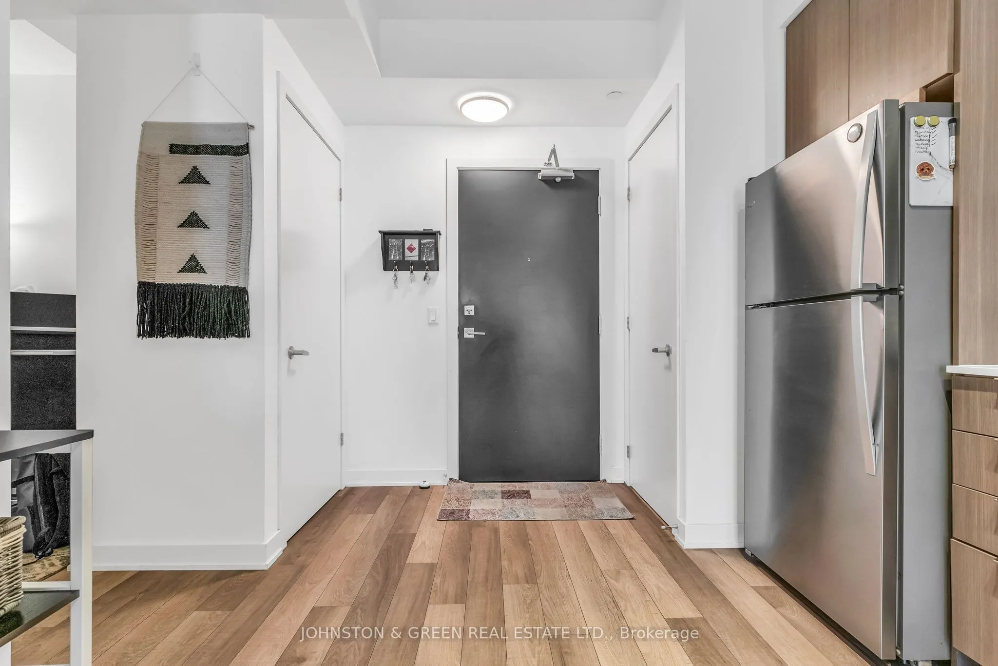 5260 Dundas Street, #C316