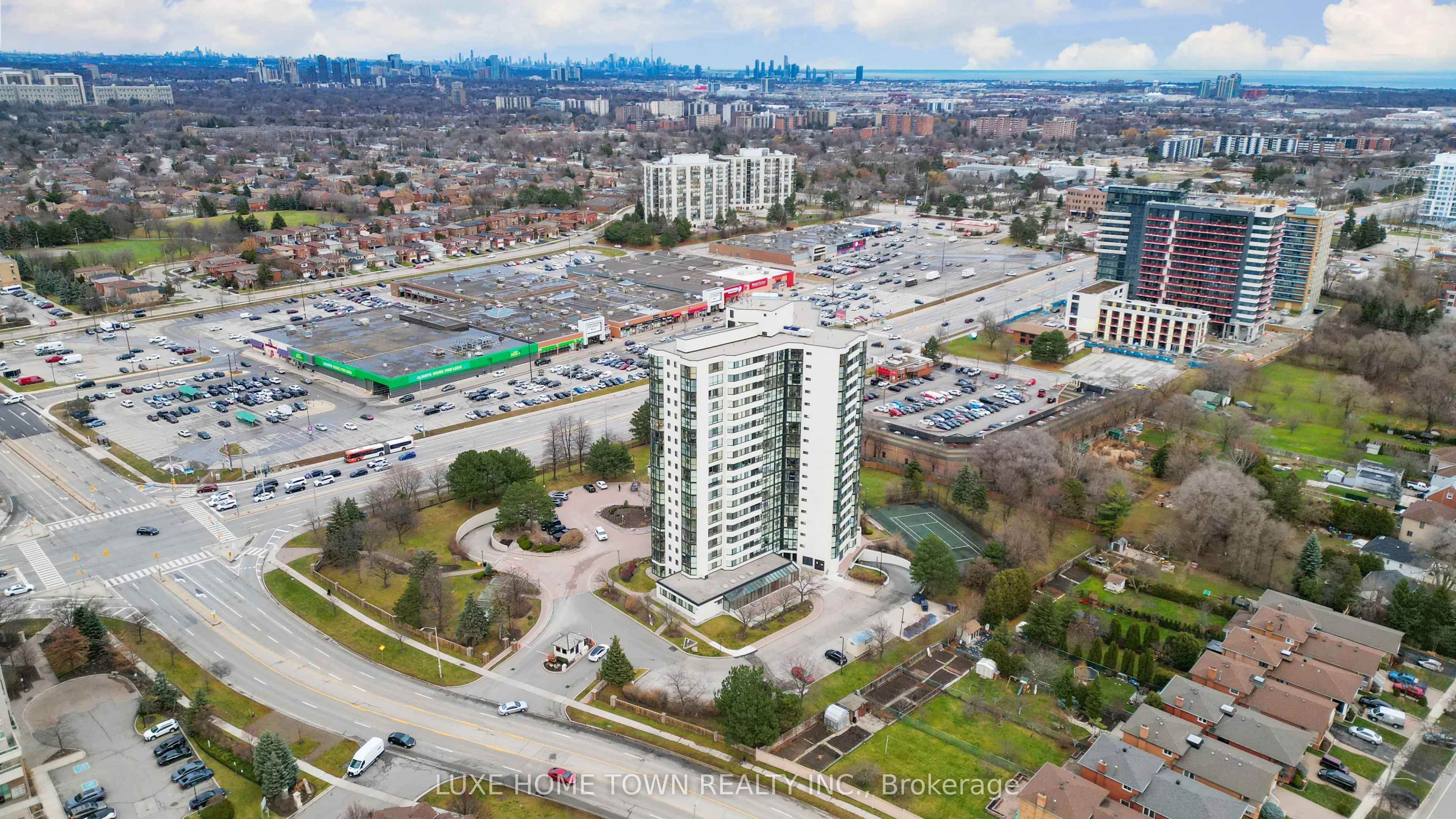 1360 Rathburn Road E, #Ph06