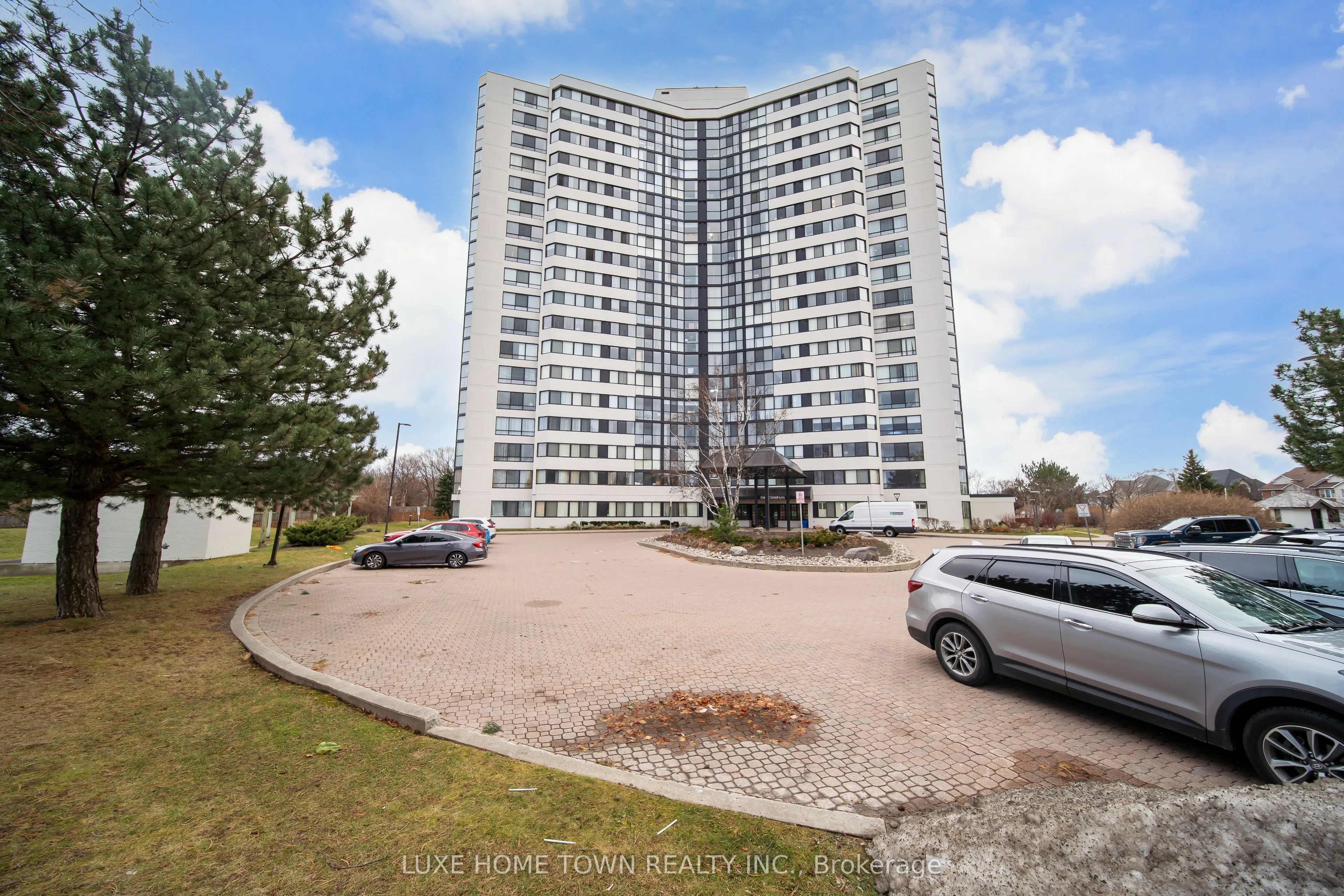 1360 Rathburn Road E, #Ph06
