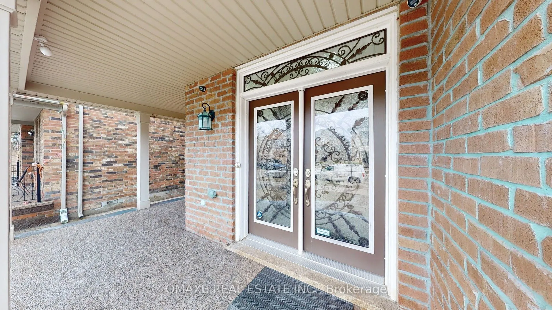 218 Bonnieglen Farm Boulevard